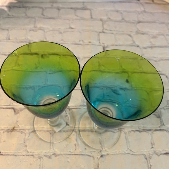 VIETRI GOBLETS/GLASSWARE/WINE (2) GREEN/BLUE/CLEAR HORIZON UNIQUE COLORS - Picture 7 of 7